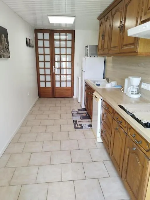 Bas De Villa Climatise Avec Coin Terrasse Sanary-sur-Mer